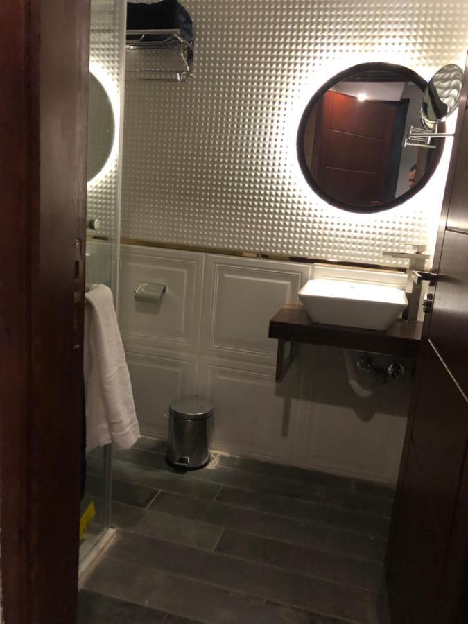 Cleopatra Pyramids View Hotel Kafret el-Gabal エクステリア 写真