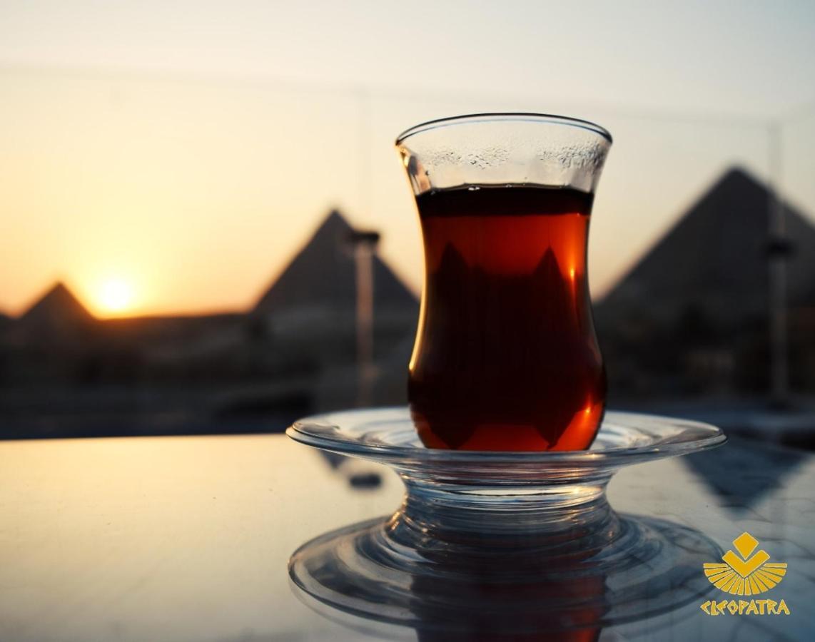Cleopatra Pyramids View Hotel Kafret el-Gabal エクステリア 写真